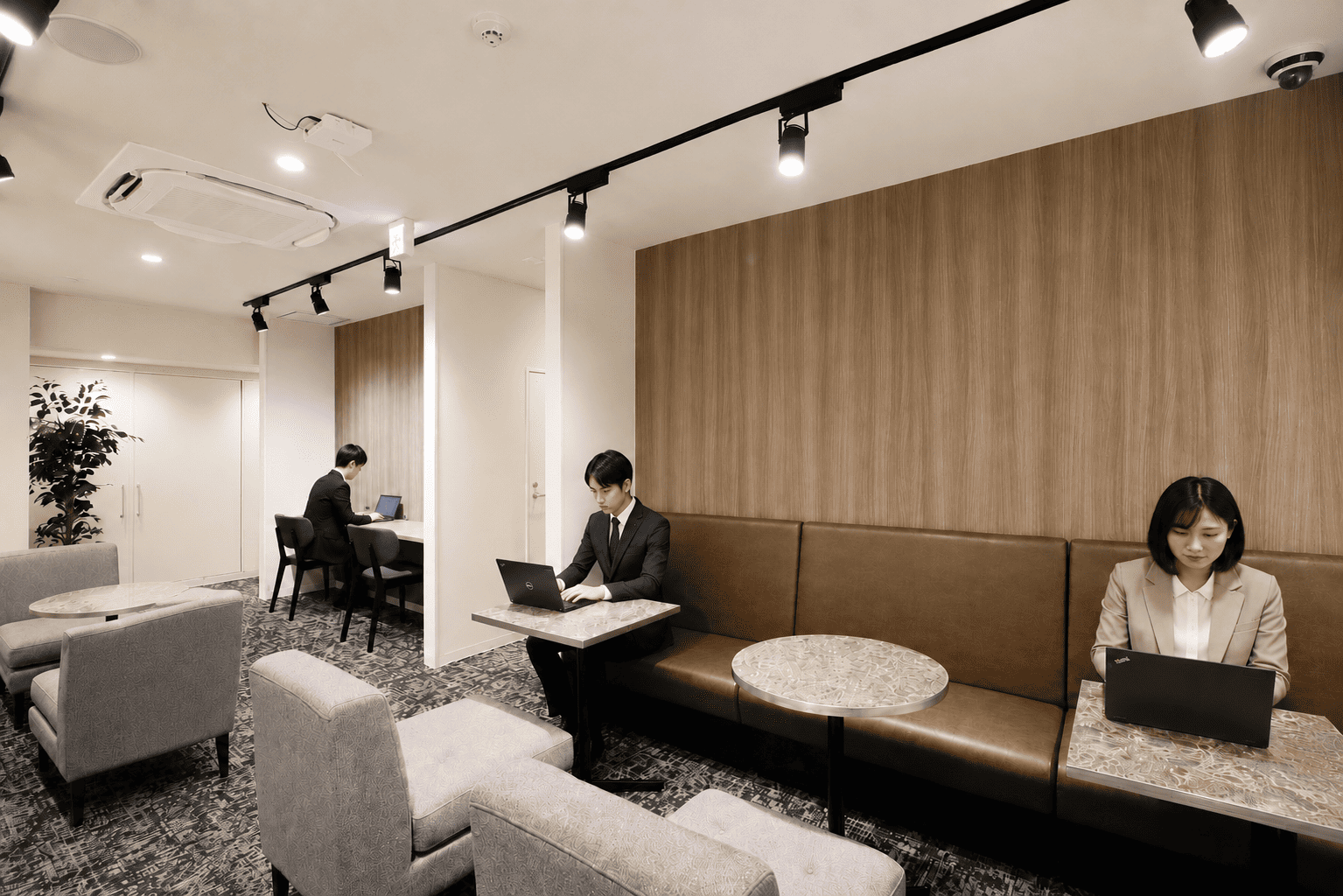 ラウンジ