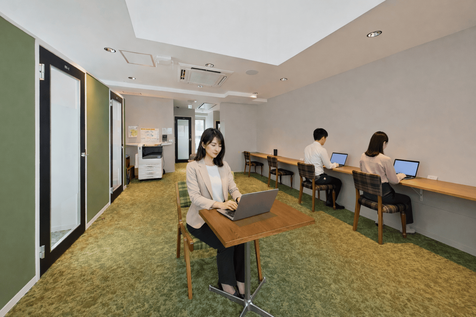 ラウンジ/会話・通話OK